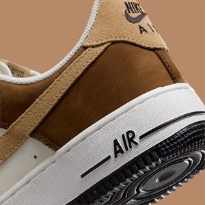 Nike Air Force 1